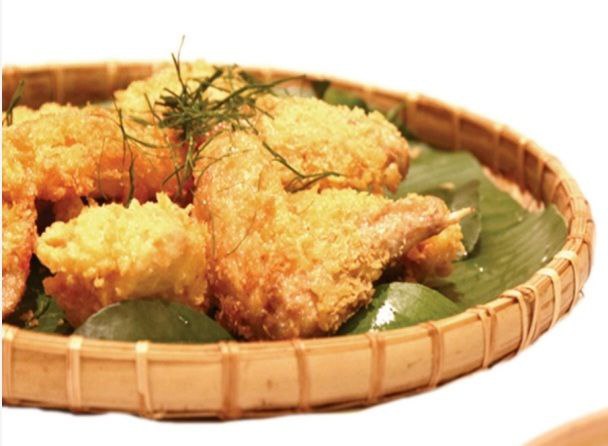 32.Deep fried chicken with fish sauce