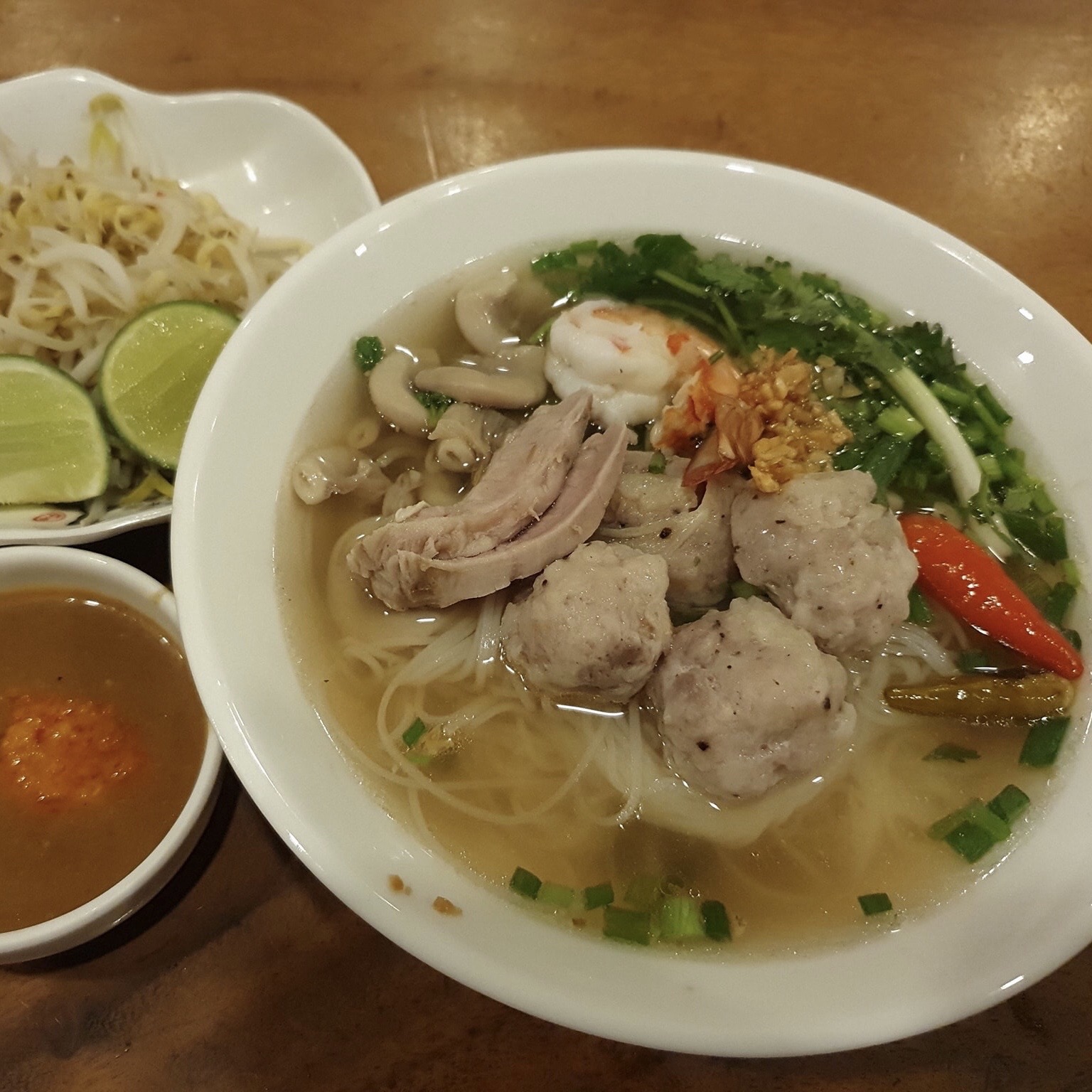 Siv Mai Rice Noodle Soup