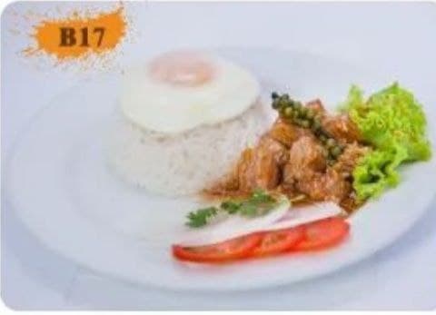 22.Beef Lok Lak with Steamed Rice
