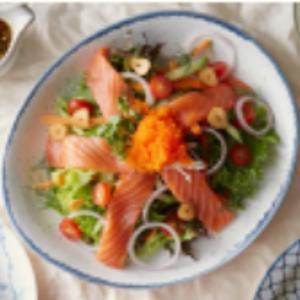 31.Spicy Salmon Salad