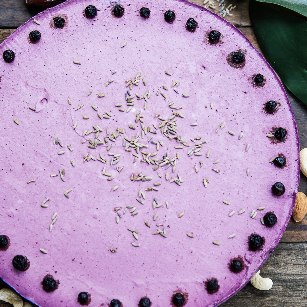 44.Raw Blueberry & Lavender Cheesecake