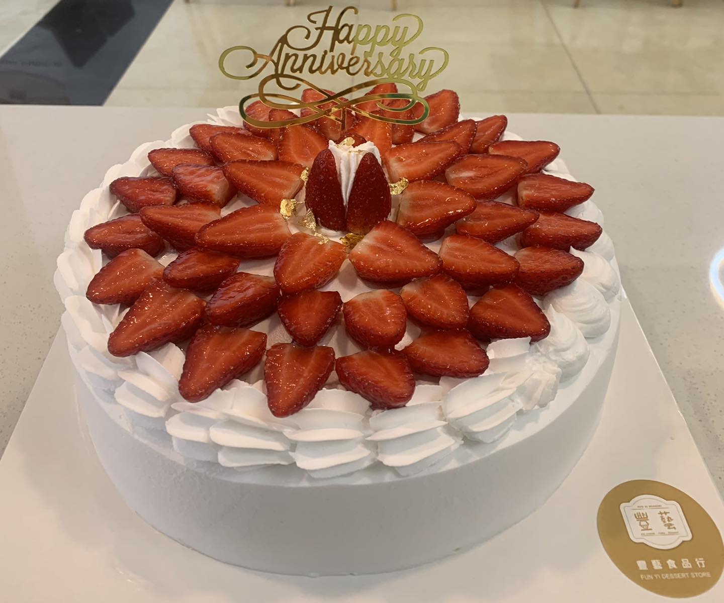 01.Crepe Cake (strawberry)