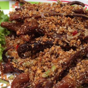 55.Deep Fried Duck Tongue with Garlic