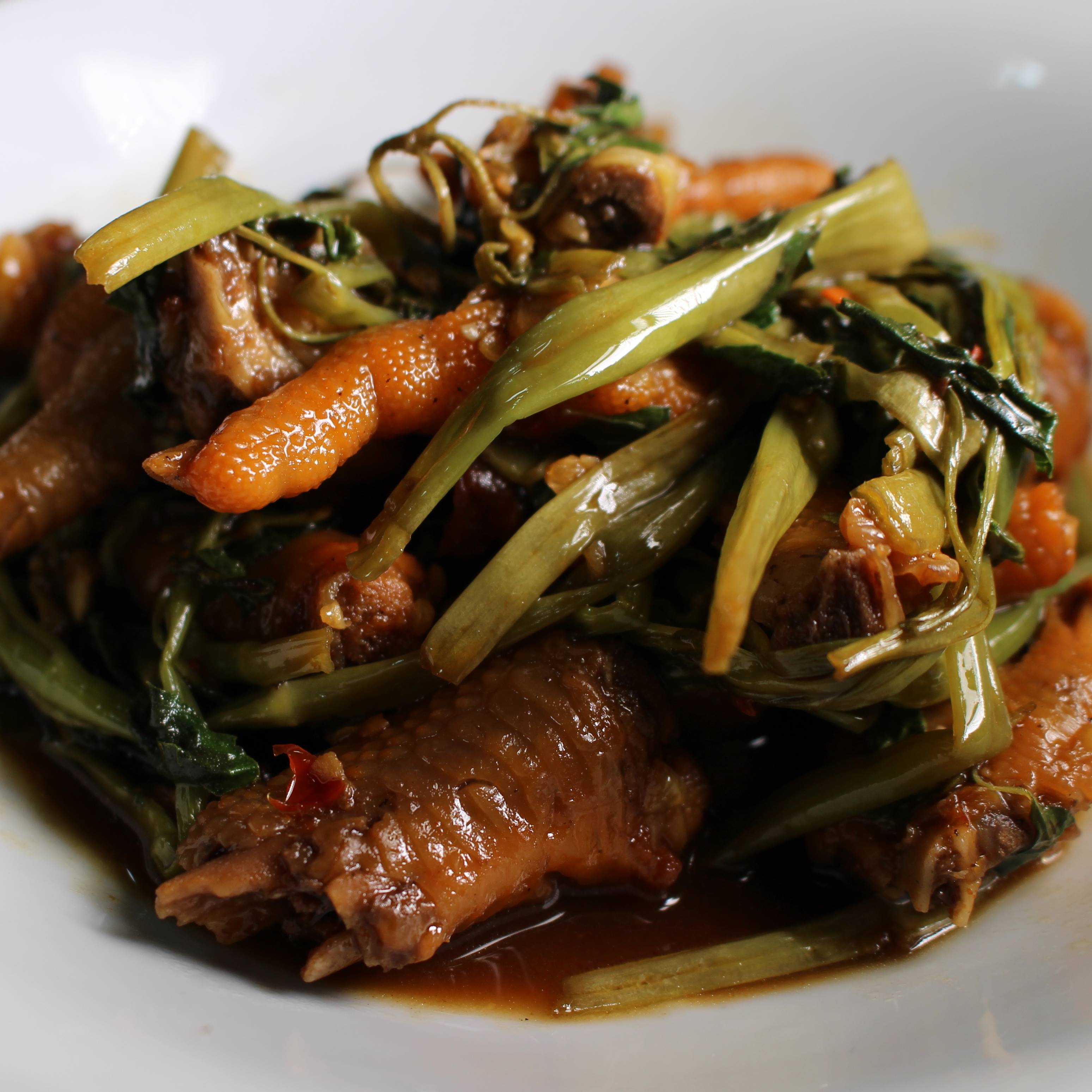 Stir Fried Chicken Feet with  Hot Basil