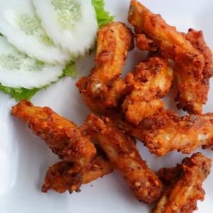 19.Grilled Chicken Wings with Chili Salt