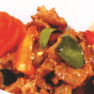 10.Sliced Pork Stew in Coconut Milk and Penang Curry