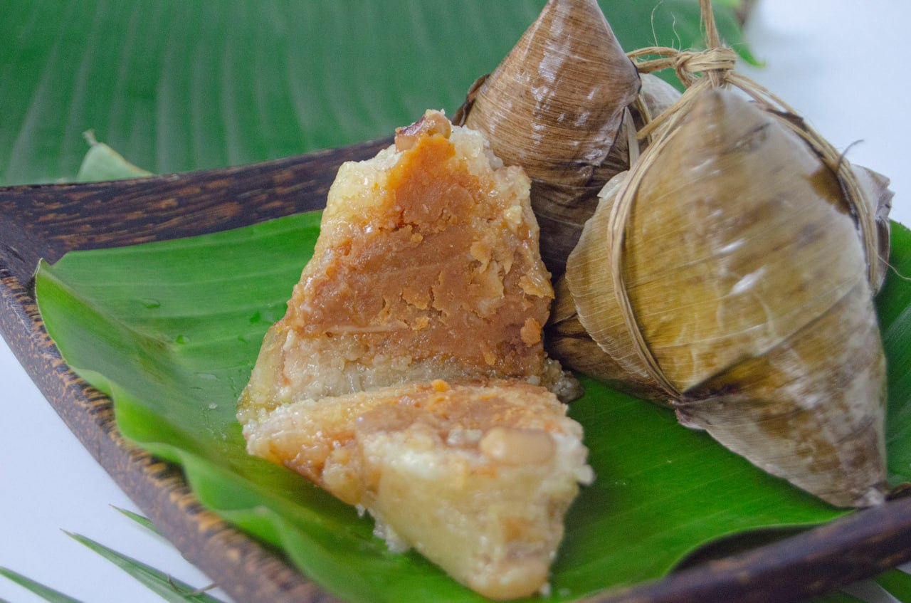 06. Sticky Rice Cake with Sweet