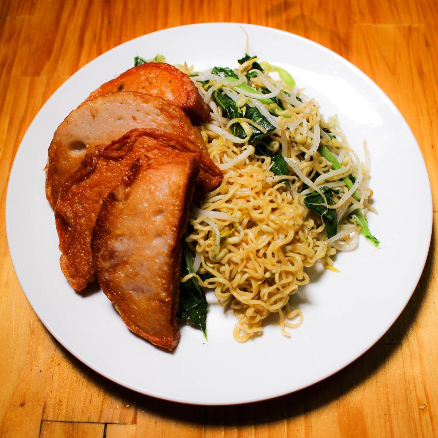 Fried Instant Noodle with Pate