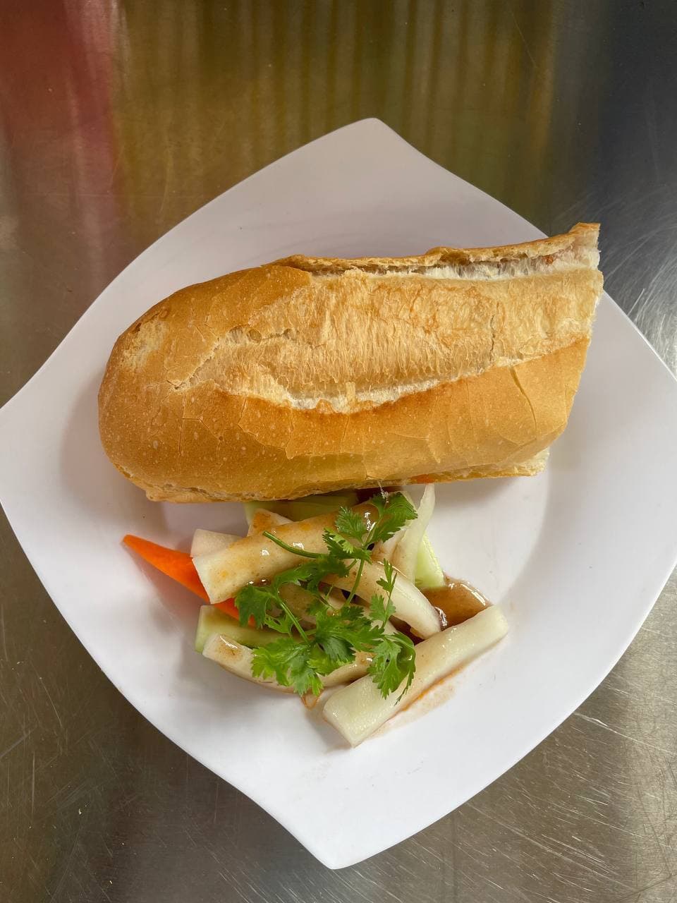 01.Braised Fish with Bread ( half bread )