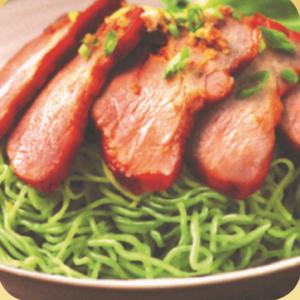 19.Green Noodle Roasted Pork