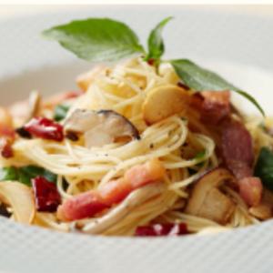 64.Capellini Olio Bacon & Mushroom