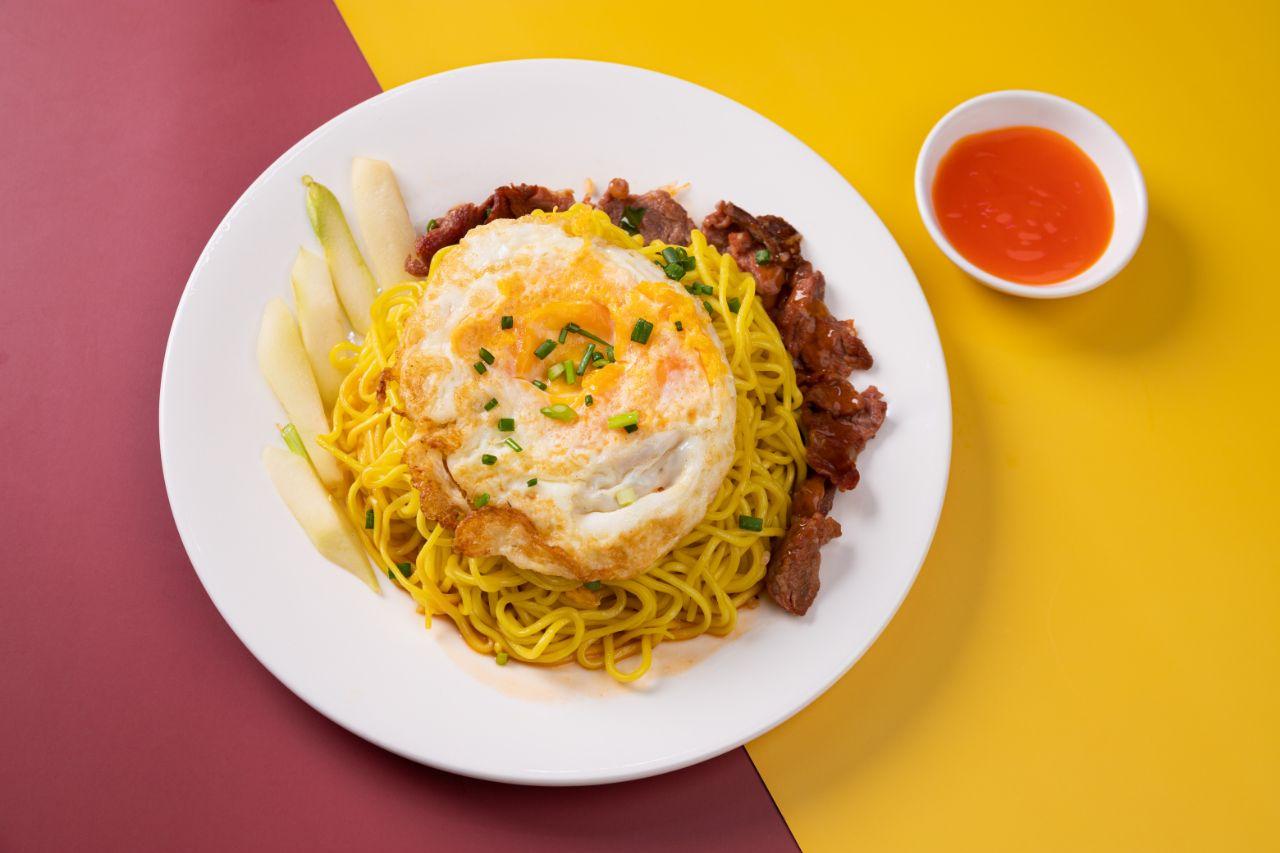 02.Fried Noodle with Beef