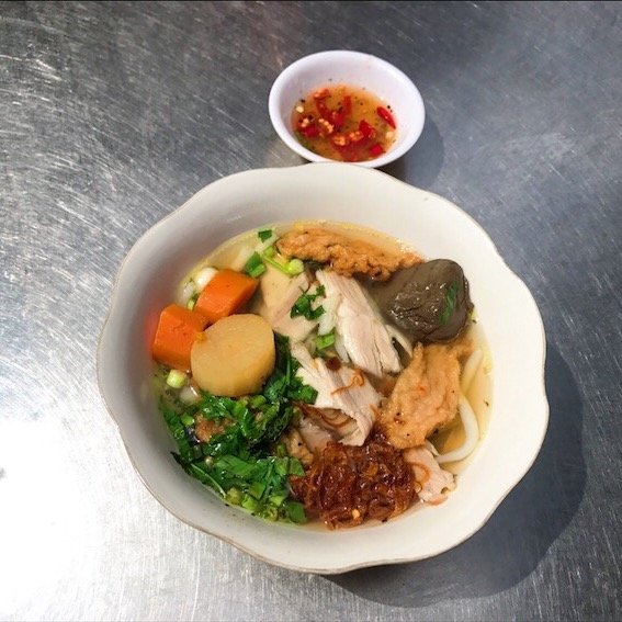 05.Pork Fish Ball with Rice Noodle Soup