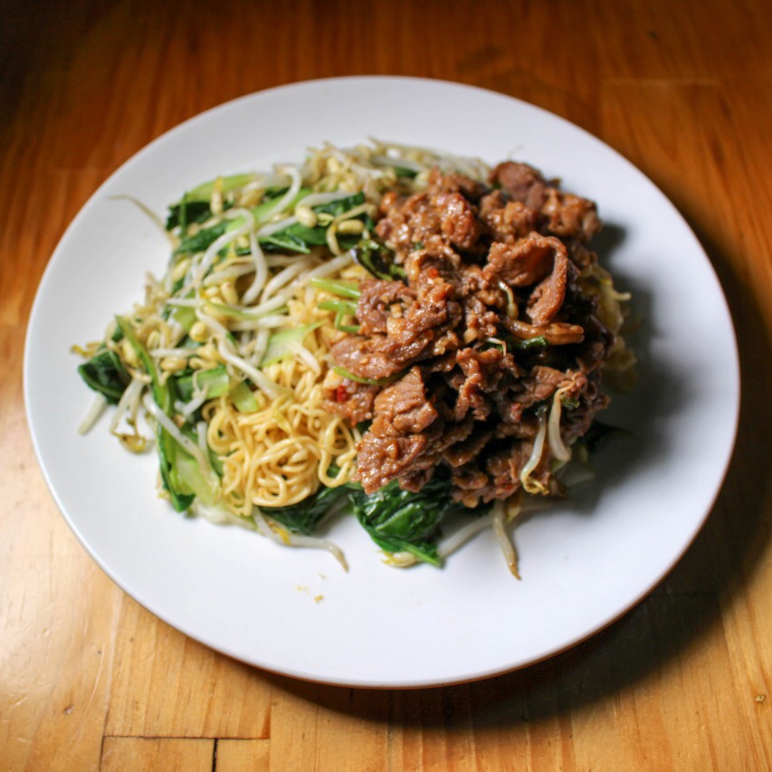 Fried Instant Noodle with beef