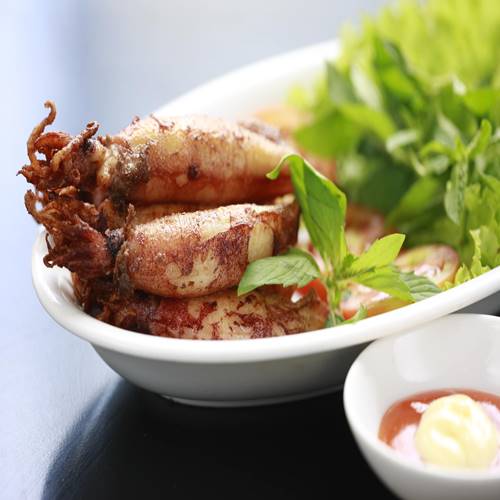 14.Pan-fried baby squid with fish sauce