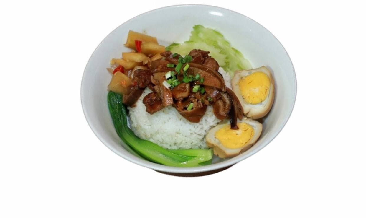 30.Phak Lov and Braised egg with Steamed Rice