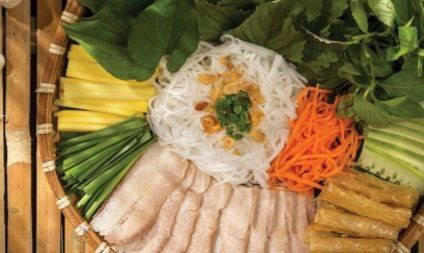 53.Boiled Pork with Vegetables and rice paper