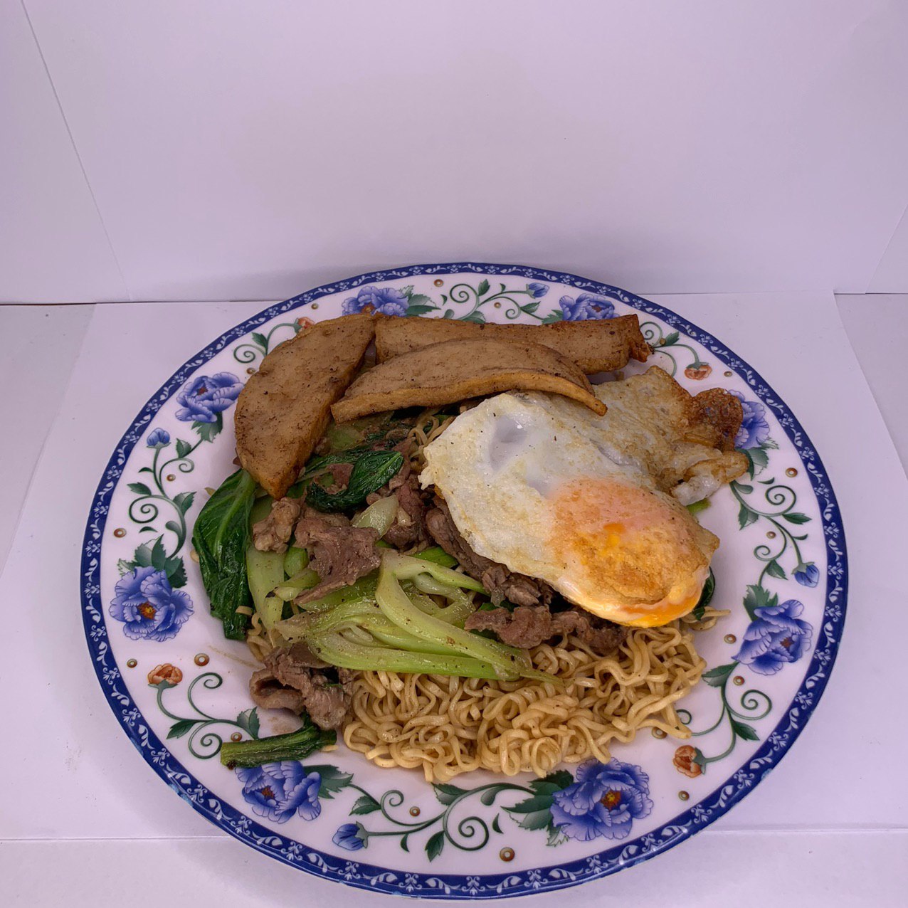 03.Fried Noodle with Patte, Beef and Egg