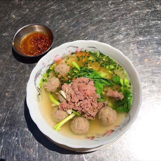 08.Beef, Meat Ball with Rice Noodle Soup