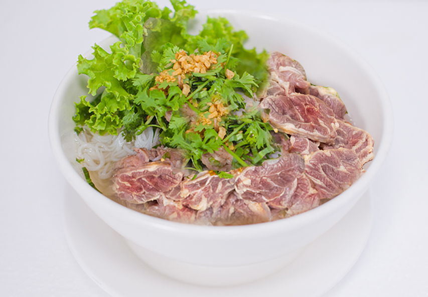 12.Rice Noodles Soup with Beef Shin