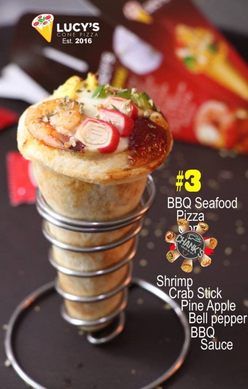 03.BBQ Seafood Pizza Cone