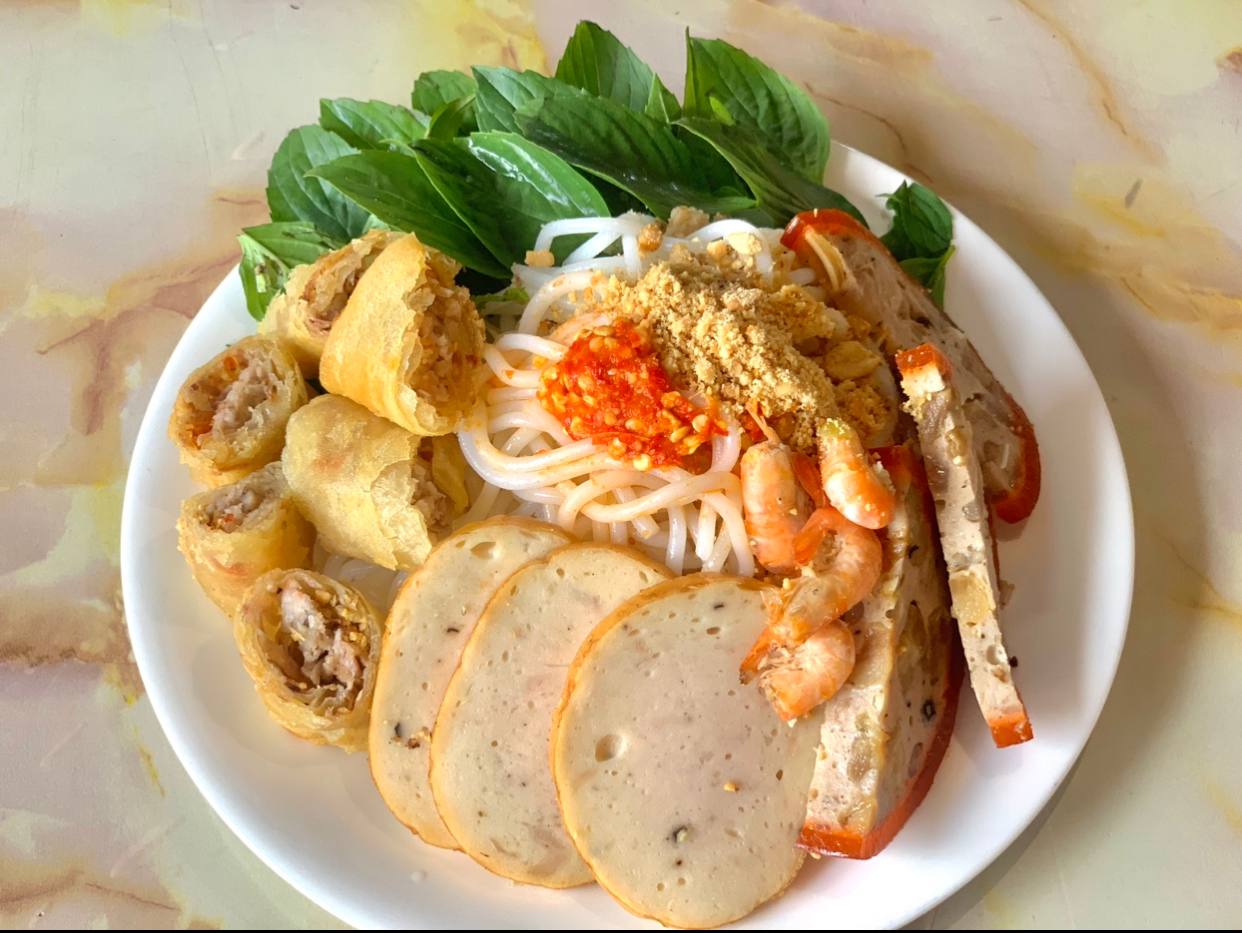 01.Banhsung with mixing meats