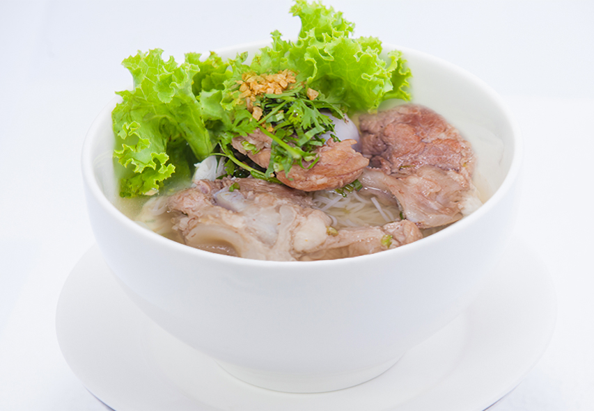 10.Rice Noodles Soup with Pork Bone